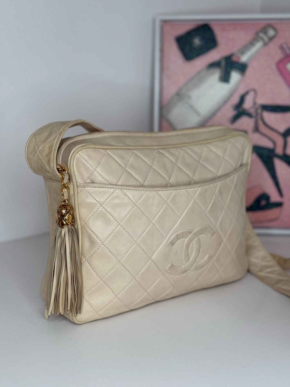 Chanel Quilted CC Tassel Camera Bag Cream /with COA - Picture 4 of 15